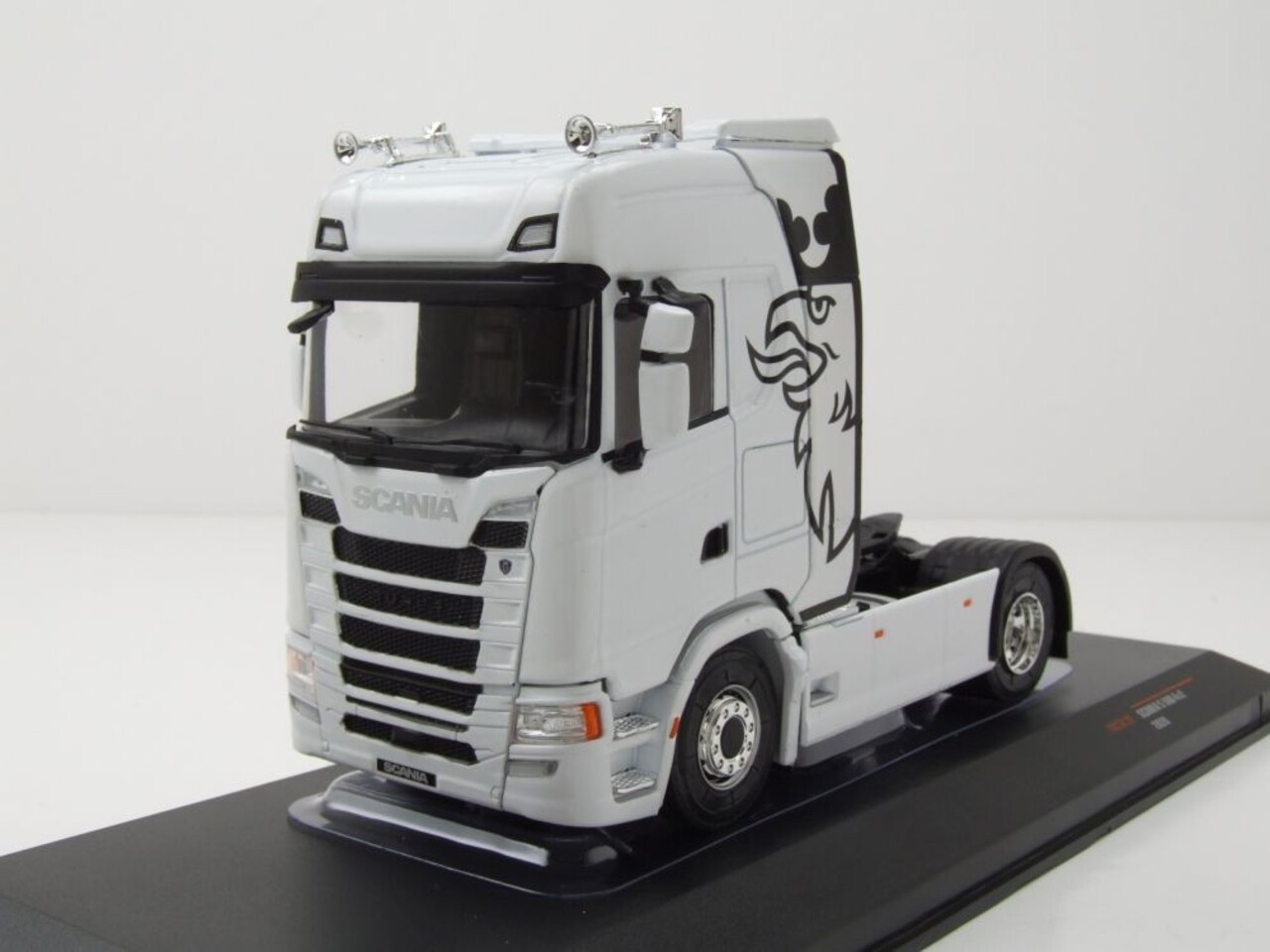 Scania Scania S-Series S590 Tractor 4x2 2020 - 1:43 - IXO Models