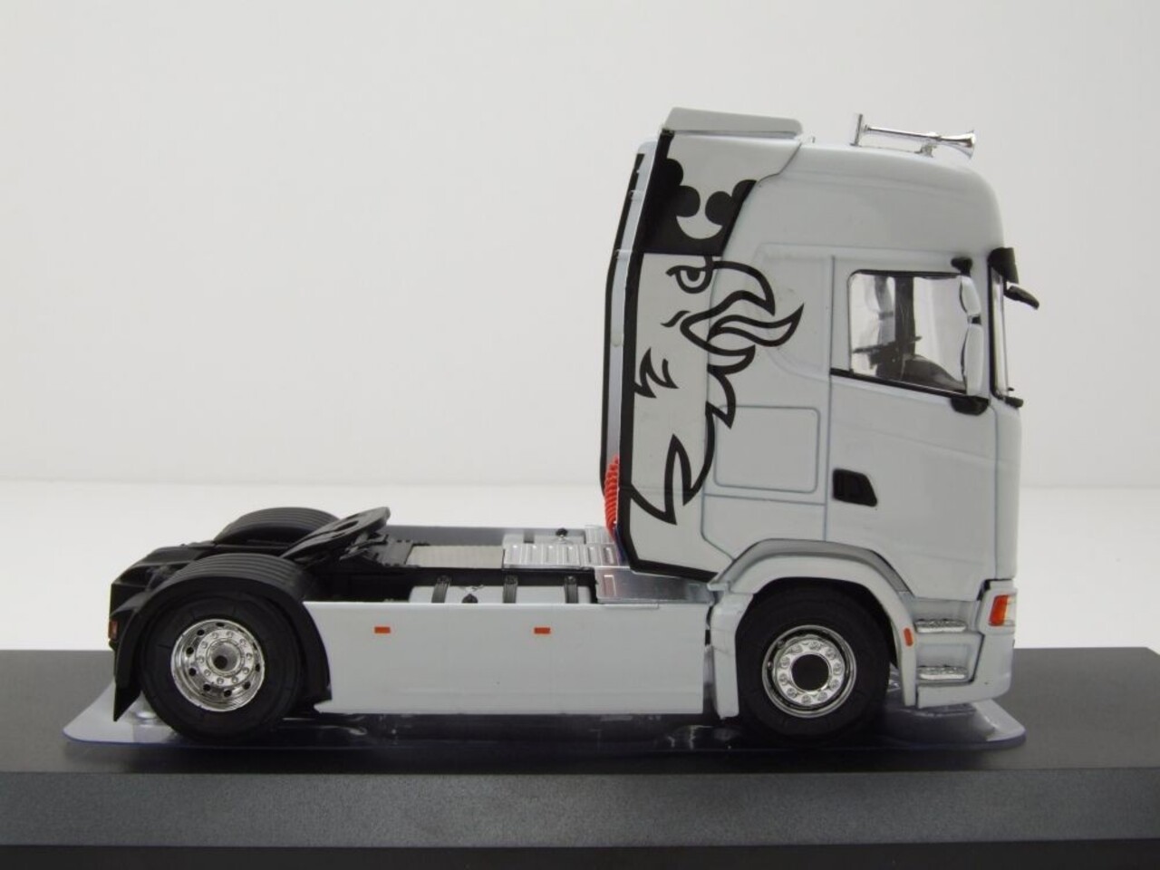 Scania Scania S-Series S590 Tractor 4x2 2020 - 1:43 - IXO Models