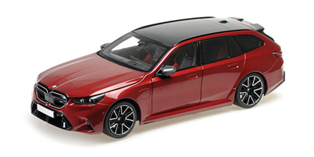 BMW BMW M5 Touring 2024 - 1:18 - Minichamps