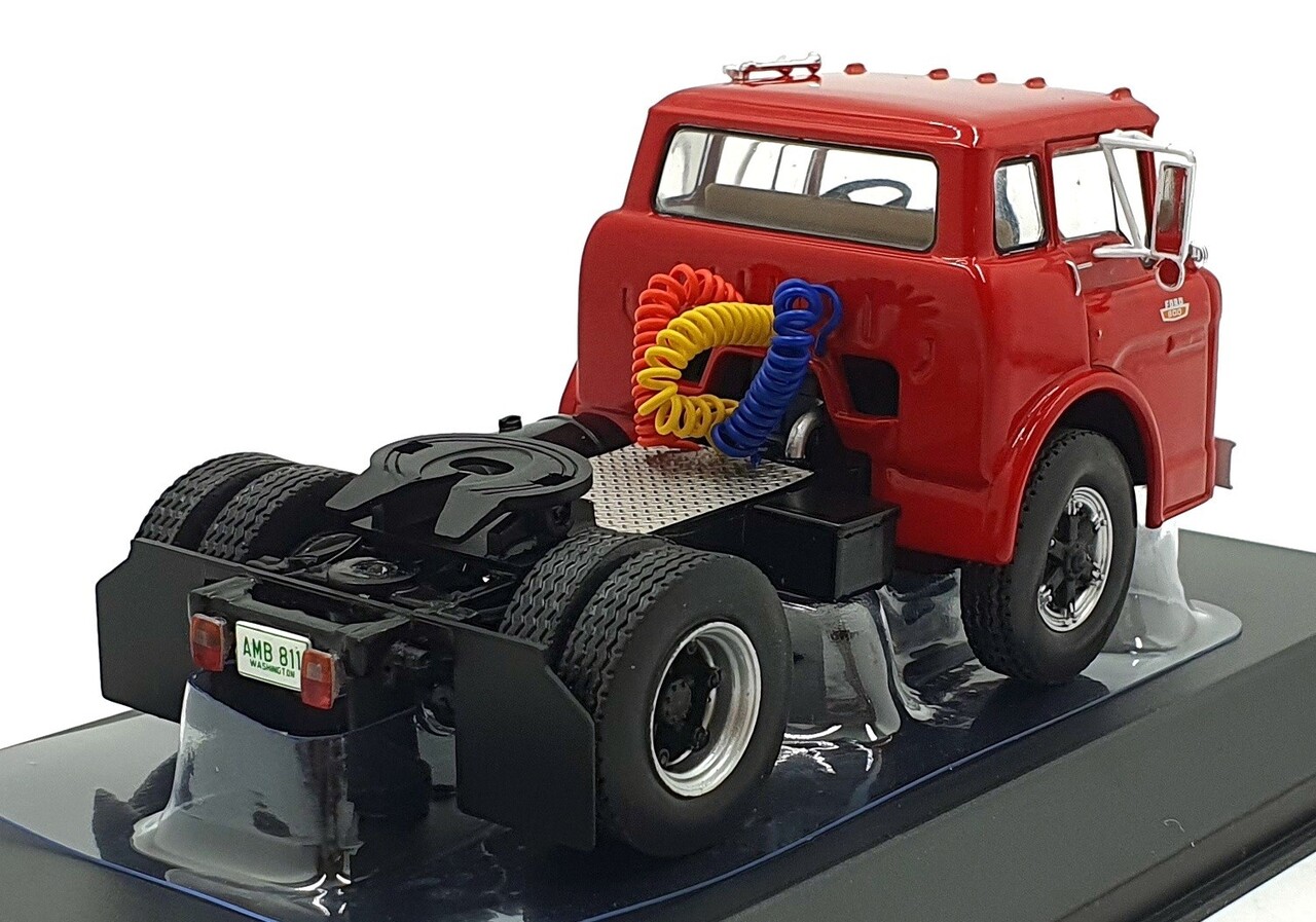 Ford Ford C-600 Tractor 4x2 1967 - 1:43 - IXO Models Ford Ford C-600 Tractor 4x2 1967 - 1:43 - IXO Models