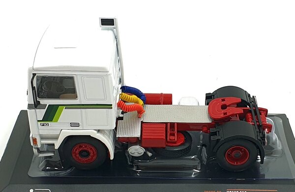 Volvo Volvo F10 Tractor 4x2 1983 - 1:43 - IXO Models Volvo Volvo F10 Tractor 4x2 1983 - 1:43 - IXO Models