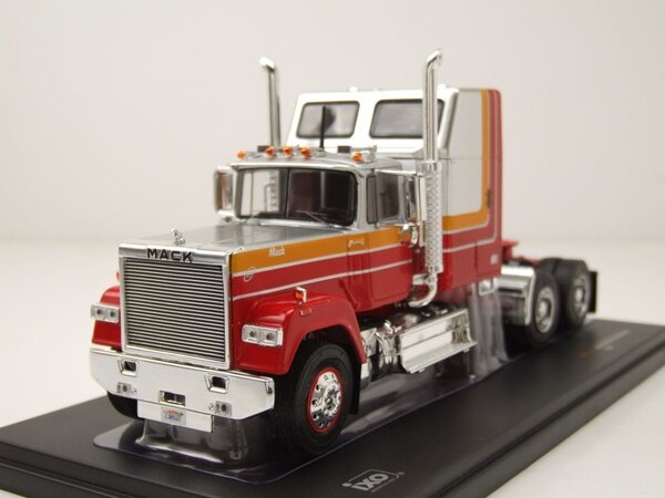 Mack Mack Superliner Magnum 1985 Tractor 6x4 - 1:43 - IXO Models Mack Mack Superliner Magnum 1985 Tractor 6x4 - 1:43 - IXO Models