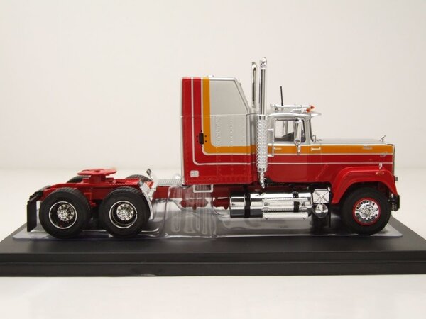 Mack Mack Superliner Magnum 1985 Tractor 6x4 - 1:43 - IXO Models Mack Mack Superliner Magnum 1985 Tractor 6x4 - 1:43 - IXO Models