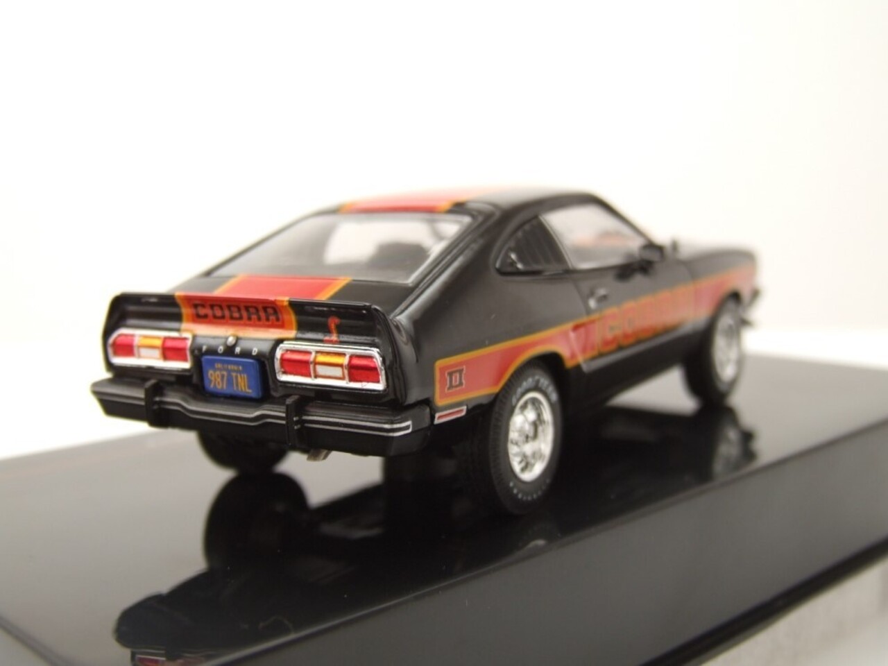 Ford Ford Mustang II Cobra 1977 - 1:43 - IXO Models Ford Ford Mustang II Cobra 1977 - 1:43 - IXO Models