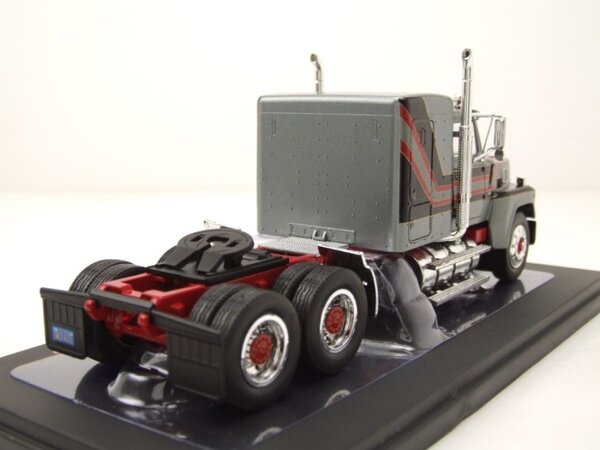 Ford Ford LTL 9000 Tractor 6x4 1978 - 1:43 - IXO Models Ford Ford LTL 9000 Tractor 6x4 1978 - 1:43 - IXO Models