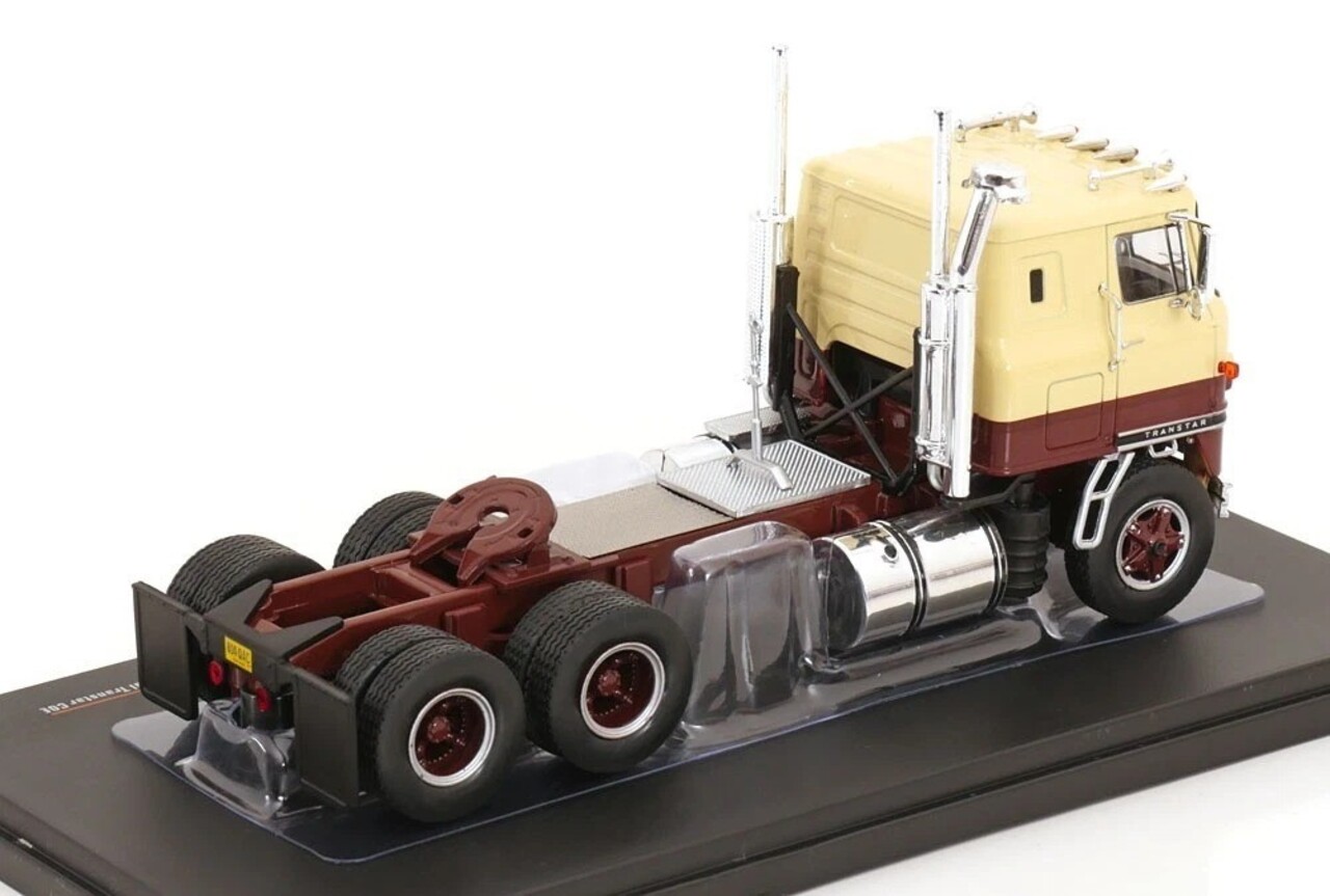 International International Transtar Cab Over Engine Tractor 6x4 1965 - 1:43 - IXO Models International International Transtar Cab Over Engine Tractor 6x4 1965 - 1:43 - IXO Models