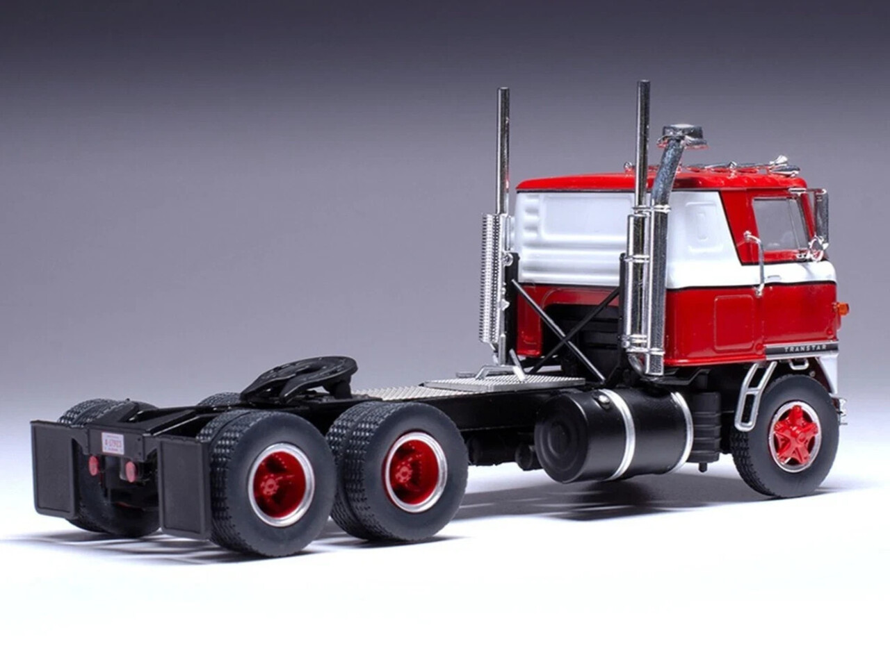 International International Transtar COE Tractor 6x4 1976 - 1:43 - IXO Models International International Transtar COE Tractor 6x4 1976 - 1:43 - IXO Models