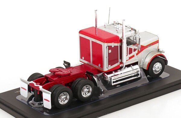 Freightliner Freightliner FLC 120 64 T Tractor 6x4 1977 - 1:43 - IXO Models Freightliner Freightliner FLC 120 64 T Tractor 6x4 1977 - 1:43 - IXO Models