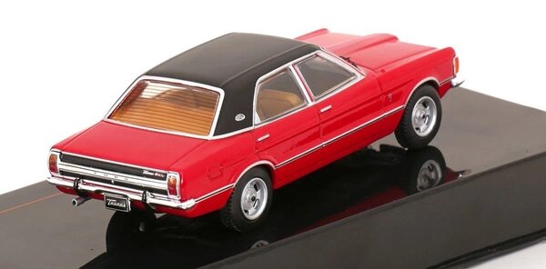 Ford Ford Taunus GXL 1973 - 1:43 - IXO Models