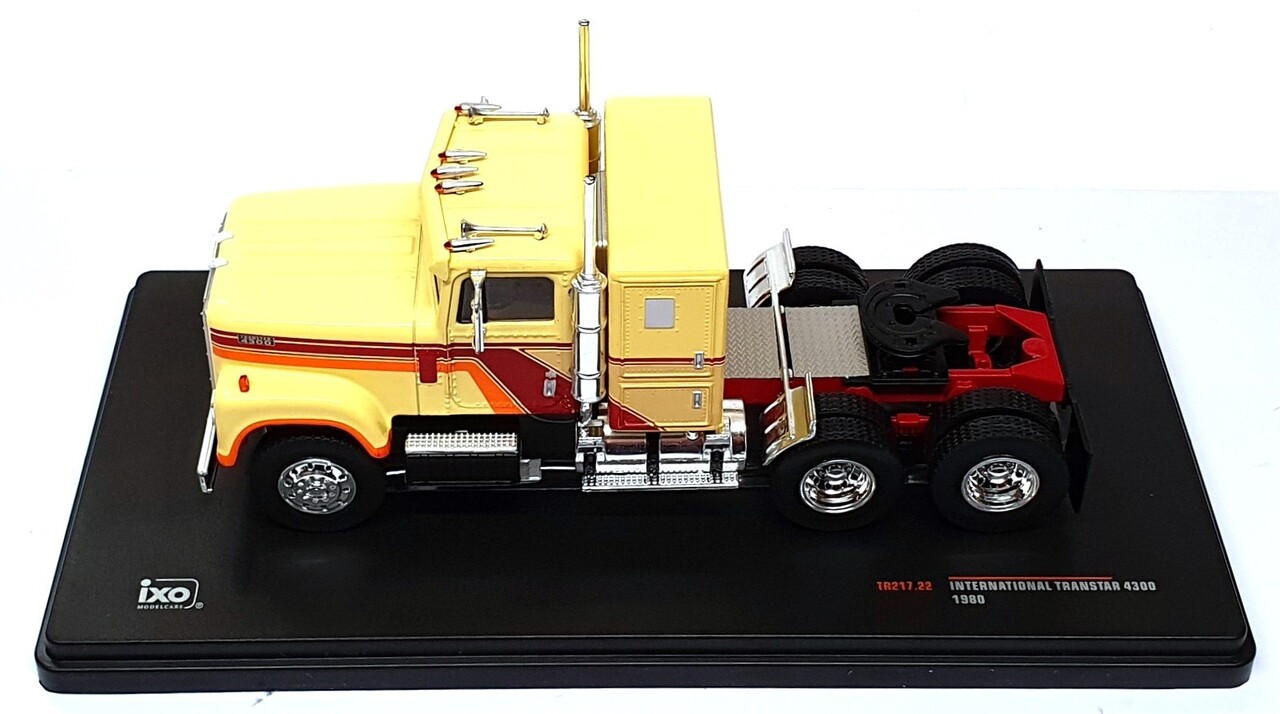 International International Transtar 4300 Tractor 6x4 1980 - 1:43 - IXO Models