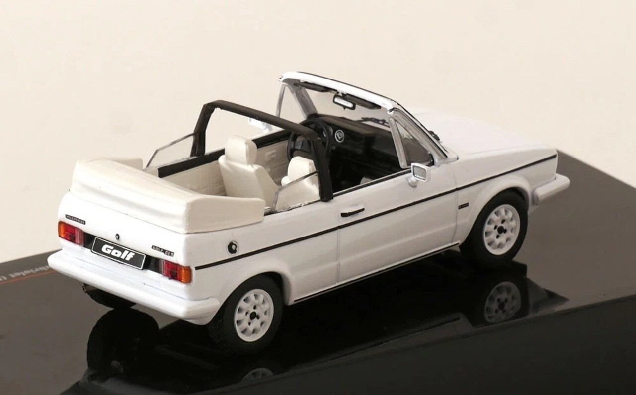 Volkswagen VW Golf MK I Cabriolet Open 1981 - 1:43 - IXO Models Volkswagen VW Golf MK I Cabriolet Open 1981 - 1:43 - IXO Models