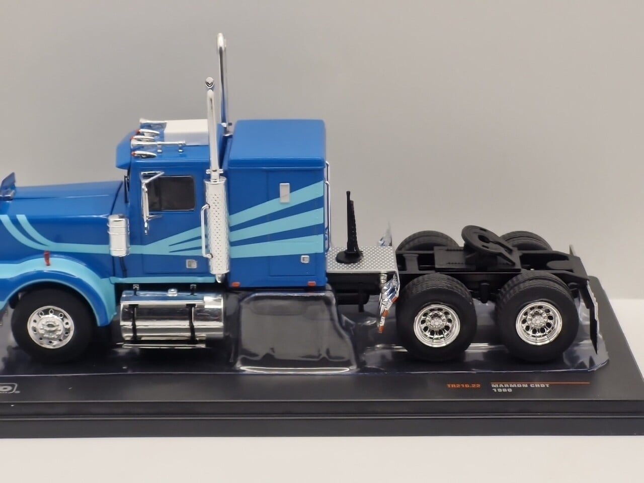 Ford Marmon CHDT Tractor 6x4 1980 - 1:43 - IXO Models Ford Marmon CHDT Tractor 6x4 1980 - 1:43 - IXO Models