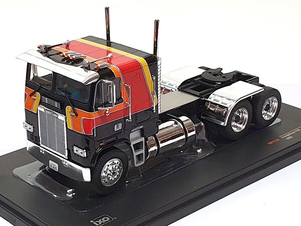 Freightliner Freightliner FLA Tractor 6x4 1993 - 1:43 - IXO Models
