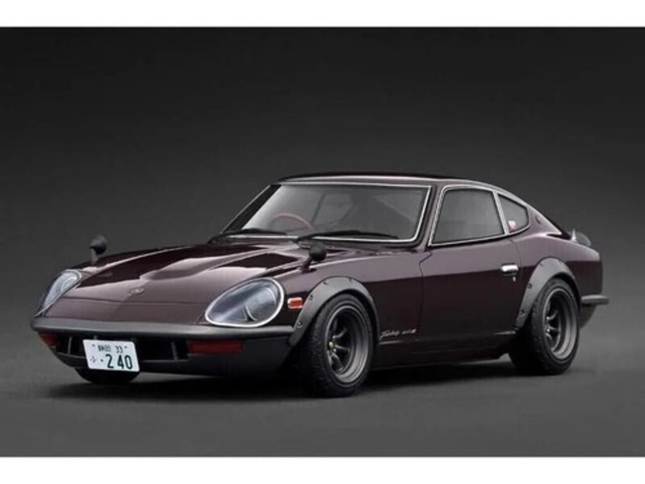 Nissan Nissan Fairlady 240ZG (HS30) - 1:18 - Ignition Model Nissan Nissan Fairlady 240ZG (HS30) - 1:18 - Ignition Model