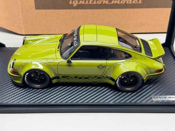 Porsche Porsche 993 RWB Backdate - 1:18 - Ignition Model Porsche Porsche 993 RWB Backdate - 1:18 - Ignition Model
