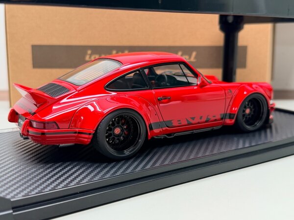Porsche Porsche 993 RWB Backdate - 1:18 - Ignition Model Porsche Porsche 993 RWB Backdate - 1:18 - Ignition Model