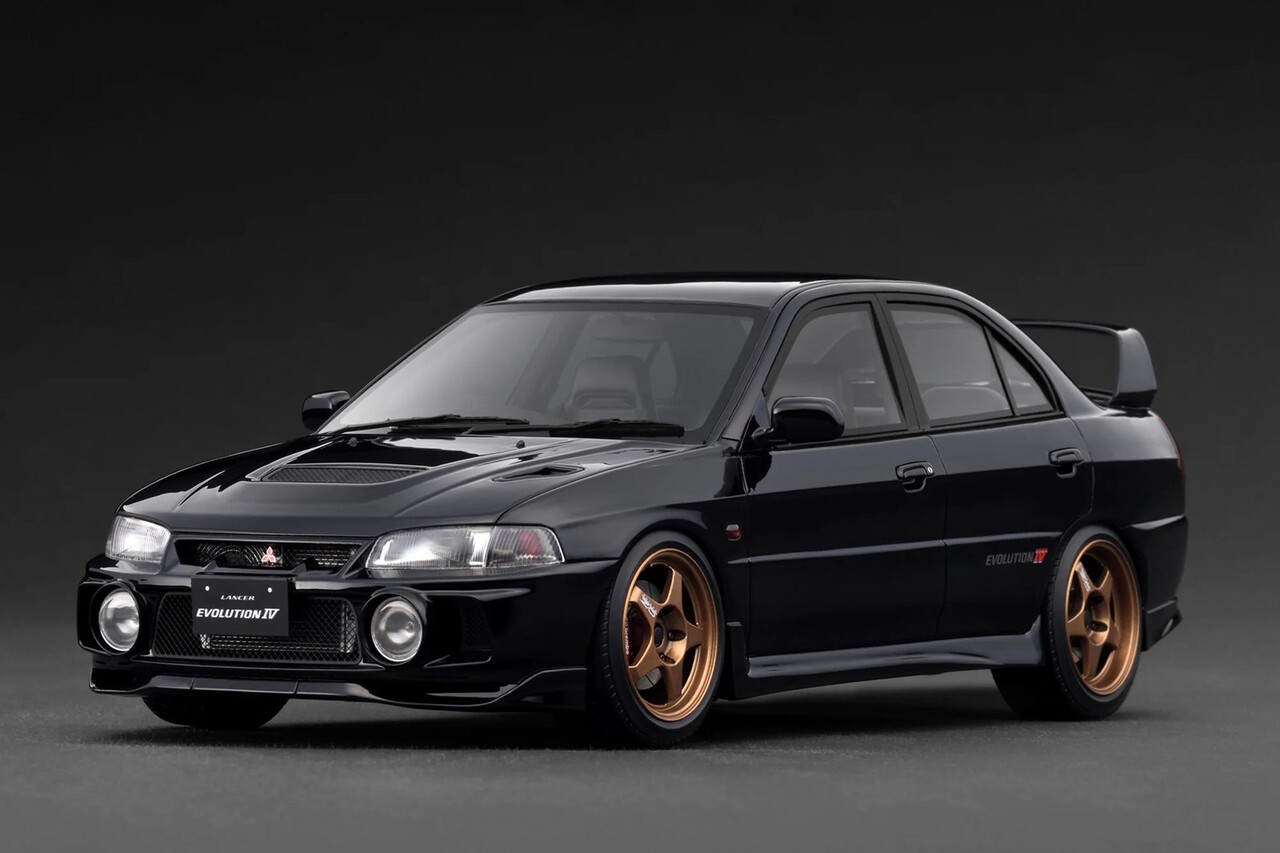 Mitsubishi Mitsubishi Lancer Evolution IV (CN9A) - 1:18 - Ignition Model Mitsubishi Mitsubishi Lancer Evolution IV (CN9A) - 1:18 - Ignition Model