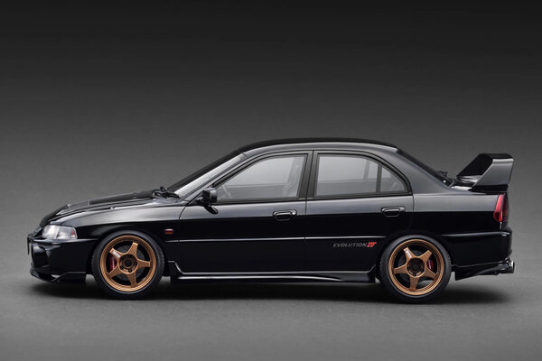 Mitsubishi Mitsubishi Lancer Evolution IV (CN9A) - 1:18 - Ignition Model Mitsubishi Mitsubishi Lancer Evolution IV (CN9A) - 1:18 - Ignition Model