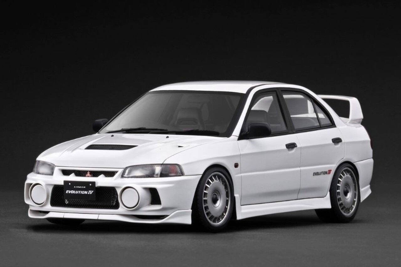 Mitsubishi Mitsubishi Lancer Evolution IV (CN9A) - 1:18 - Ignition Model Mitsubishi Mitsubishi Lancer Evolution IV (CN9A) - 1:18 - Ignition Model