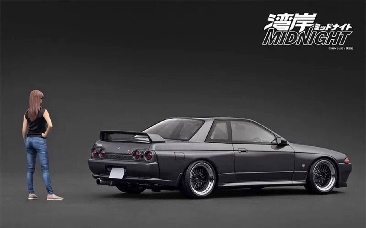 Nissan Nissan Skyline GT-R (R32) 'Midnight' Reina's R + Figure Ms.Reina Akikawa  - 1:18 - Ignition Model