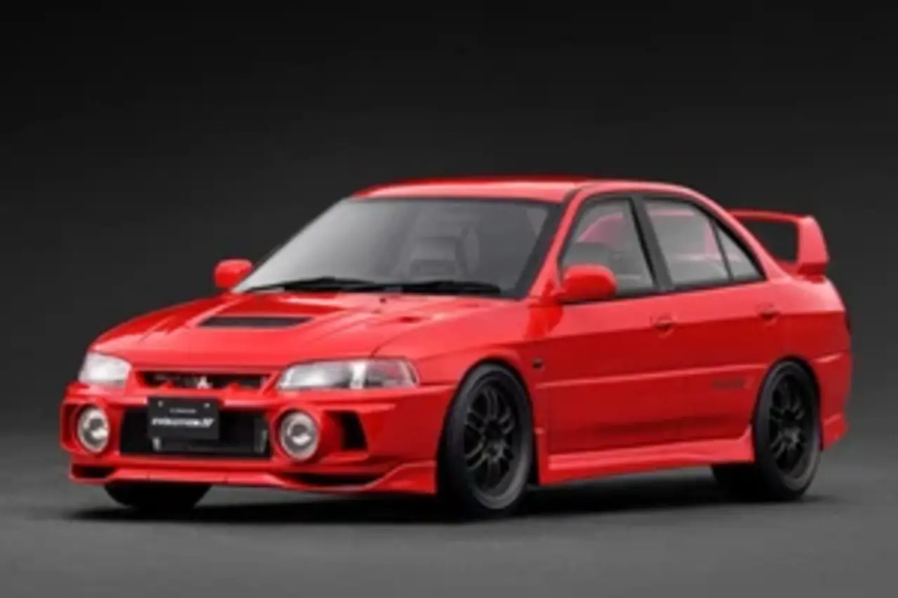 Mitsubishi Mitsubishi Lancer Evolution IV (CN9A) - 1:18 - Ignition Model Mitsubishi Mitsubishi Lancer Evolution IV (CN9A) - 1:18 - Ignition Model