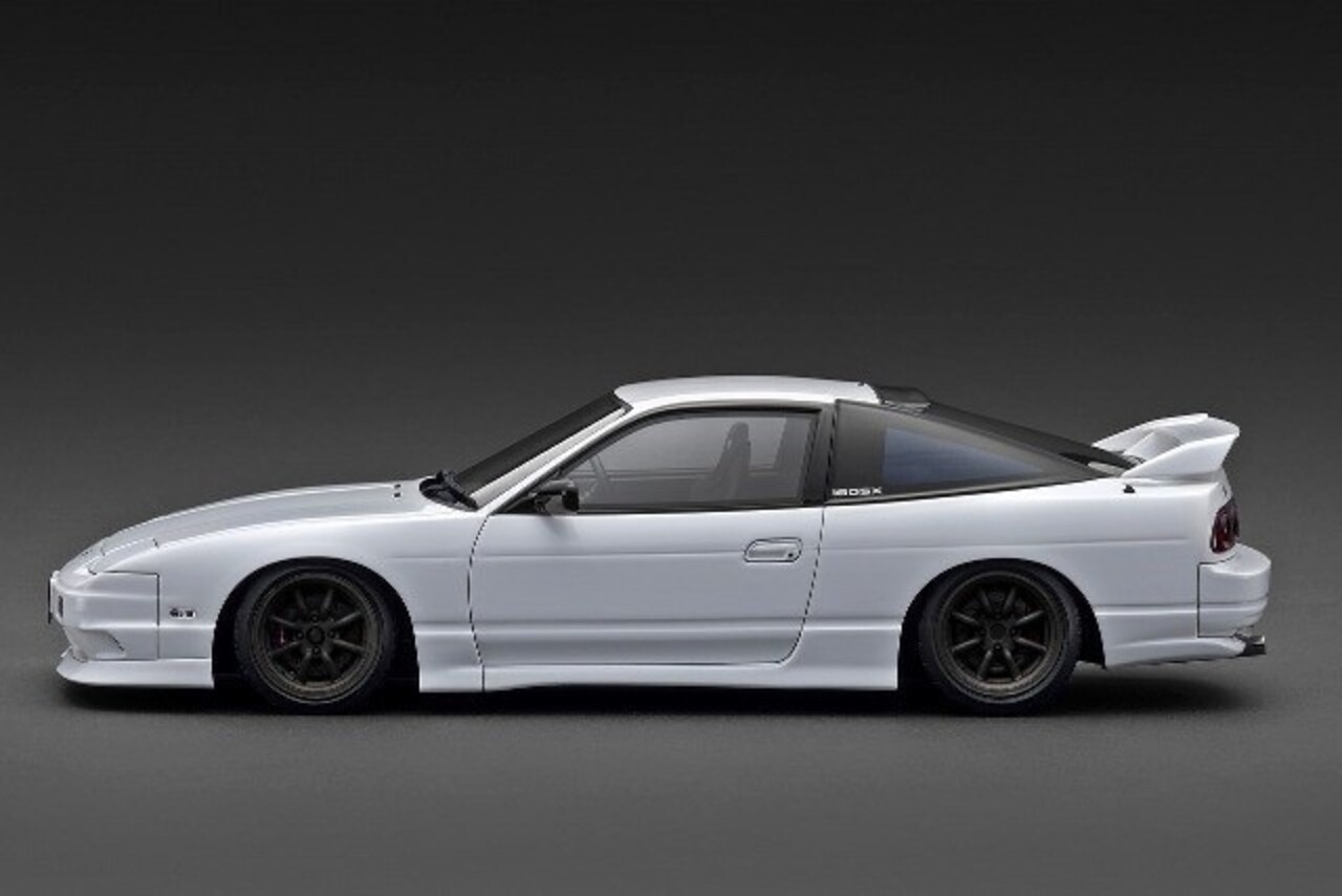 Nissan Nissan180SX Type X (RPS13) - 1:18 - Ignition Model Nissan Nissan180SX Type X (RPS13) - 1:18 - Ignition Model