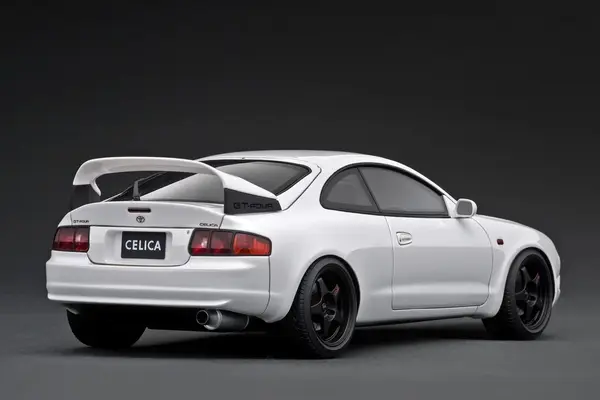 Toyota Toyota Celica GT-FOUR (ST205) - 1:18 - Ignition Model Toyota Toyota Celica GT-FOUR (ST205) - 1:18 - Ignition Model