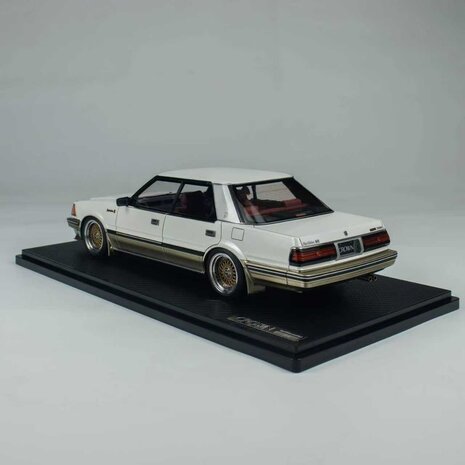 Toyota Toyota Crown 3.0 Royal Saloon G (120) - 1:18 - Ignition Model Toyota Toyota Crown 3.0 Royal Saloon G (120) - 1:18 - Ignition Model
