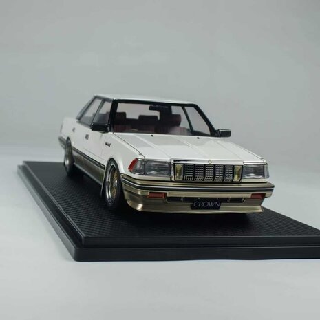 Toyota Toyota Crown 3.0 Royal Saloon G (120) - 1:18 - Ignition Model Toyota Toyota Crown 3.0 Royal Saloon G (120) - 1:18 - Ignition Model