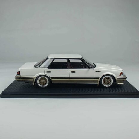 Toyota Toyota Crown 3.0 Royal Saloon G (120) - 1:18 - Ignition Model Toyota Toyota Crown 3.0 Royal Saloon G (120) - 1:18 - Ignition Model