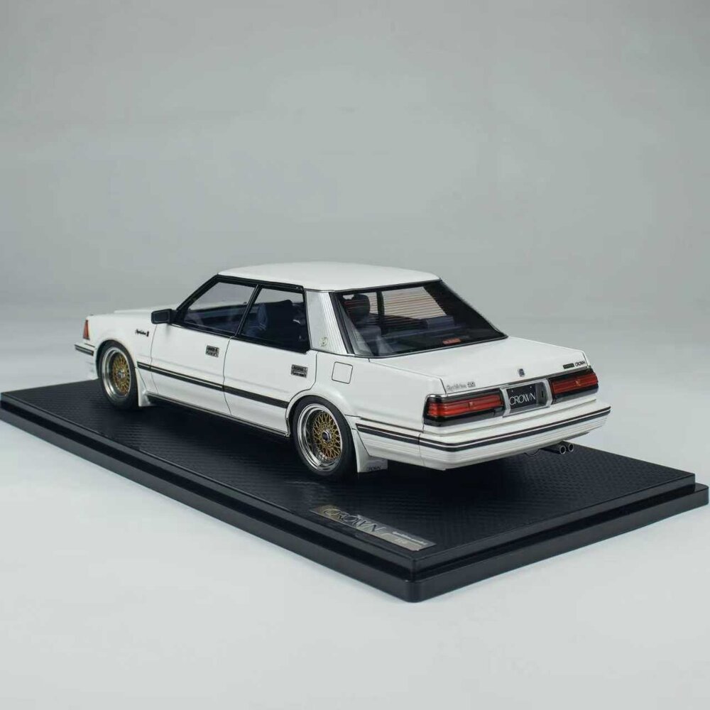 Toyota Toyota Crown 3.0 Royal Saloon G (120) - 1:18 - Ignition Model Toyota Toyota Crown 3.0 Royal Saloon G (120) - 1:18 - Ignition Model