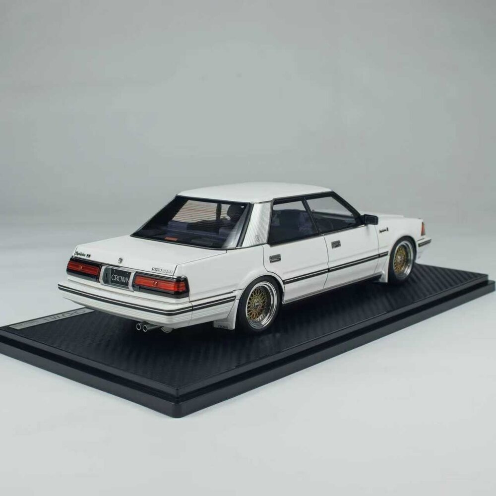 Toyota Toyota Crown 3.0 Royal Saloon G (120) - 1:18 - Ignition Model Toyota Toyota Crown 3.0 Royal Saloon G (120) - 1:18 - Ignition Model