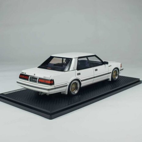Toyota Toyota Crown 3.0 Royal Saloon G (120) - 1:18 - Ignition Model Toyota Toyota Crown 3.0 Royal Saloon G (120) - 1:18 - Ignition Model
