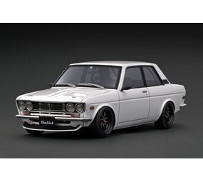 Datsun Datsun Bluebird (510) + Figure Mr. Yokoyama - 1:18 - Ignition Model Datsun Datsun Bluebird (510) + Figure Mr. Yokoyama - 1:18 - Ignition Model