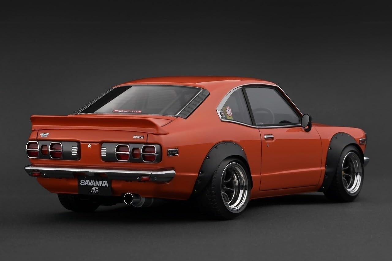 Mazda Mazda Savanna RX-3 (S124A) - 1:18 - Ignition Model Mazda Mazda Savanna RX-3 (S124A) - 1:18 - Ignition Model