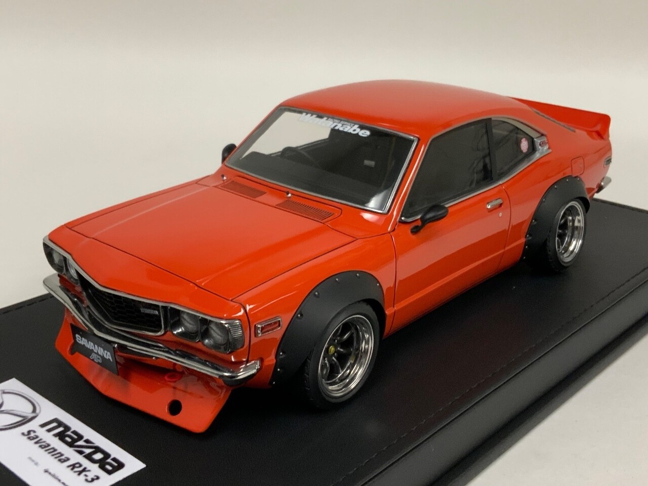 Mazda Mazda Savanna RX-3 (S124A) - 1:18 - Ignition Model Mazda Mazda Savanna RX-3 (S124A) - 1:18 - Ignition Model