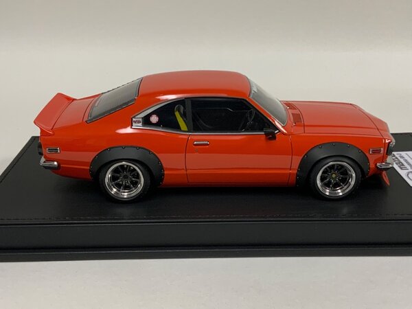 Mazda Mazda Savanna RX-3 (S124A) - 1:18 - Ignition Model Mazda Mazda Savanna RX-3 (S124A) - 1:18 - Ignition Model