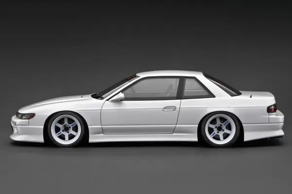 Nissan Nissan VERTEX S13 Silvia - 1:18 - Ignition Model