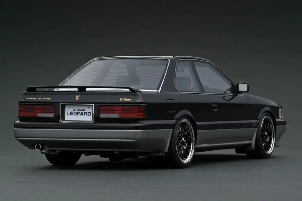 Nissan Nissan Leopard Ultima V30TWINCAM TURBO (F31) - 1:18 - Ignition Model