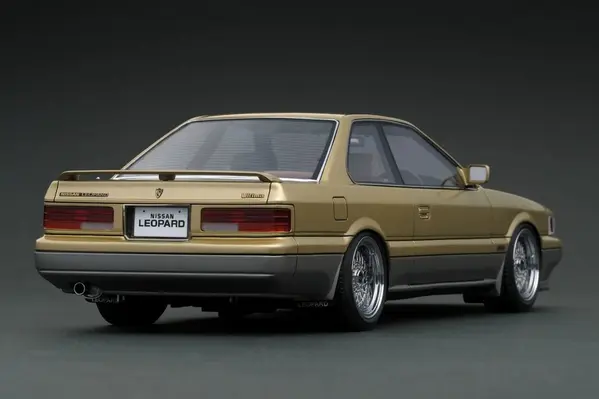 Nissan Nissan Leopard Ultima V30TWINCAM TURBO (F31) - 1:18 - Ignition Model