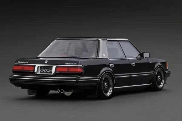 Toyota Toyota Crown 2.8 Royal Saloon G (120) - 1:18 - Ignition Model Toyota Toyota Crown 2.8 Royal Saloon G (120) - 1:18 - Ignition Model