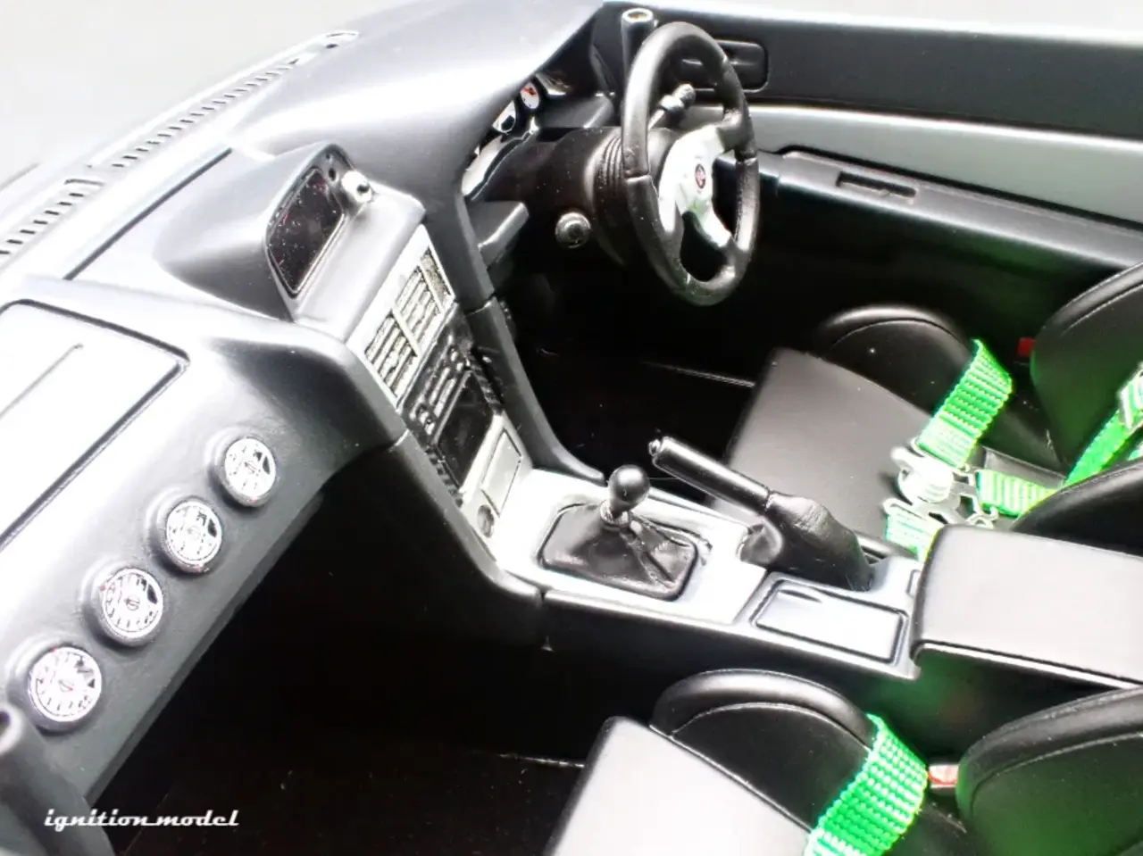 Nissan Nissan Top Secret 34GT-R (BNR34) - 1:18 - Ignition Model