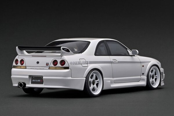 Nissan Nissan Nismo 400R (BCNR33) - 1:18 - Ignition Model Nissan Nissan Nismo 400R (BCNR33) - 1:18 - Ignition Model
