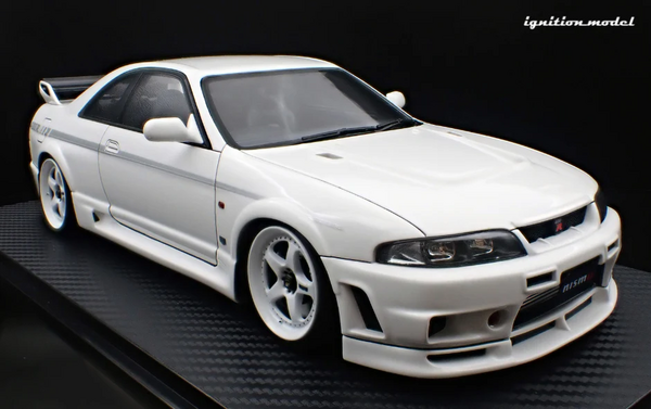 Nissan Nissan Nismo 400R (BCNR33) - 1:18 - Ignition Model Nissan Nissan Nismo 400R (BCNR33) - 1:18 - Ignition Model