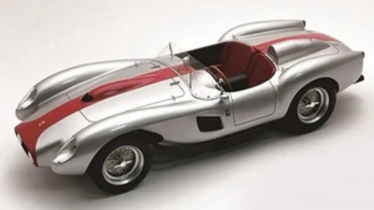 Ferrari Ferrari 250 TR Pontoon Fender Street Version 1958 - 1:18 - Tecnomodel Mythos Ferrari Ferrari 250 TR Pontoon Fender Street Version 1958 - 1:18 - Tecnomodel Mythos