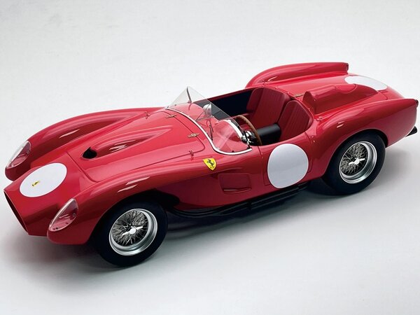Ferrari Ferrari 250 TR Pontoon-Fender Press Version 1958 - 1:18 - Tecnomodel Mythos Ferrari Ferrari 250 TR Pontoon-Fender Press Version 1958 - 1:18 - Tecnomodel Mythos