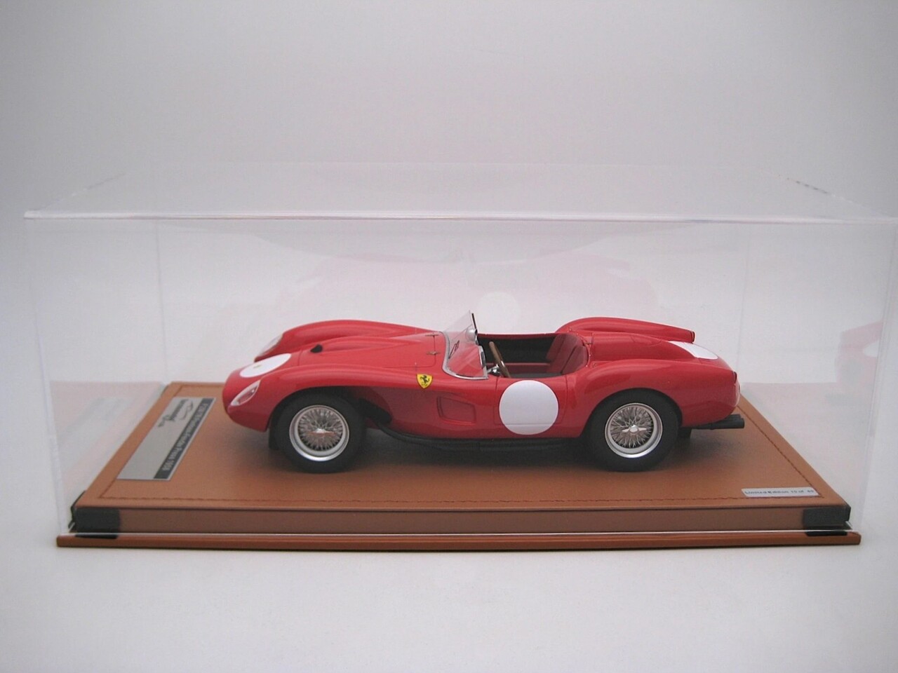 Ferrari Ferrari 250 TR Pontoon-Fender Press Version 1958 - 1:18 - Tecnomodel Mythos Ferrari Ferrari 250 TR Pontoon-Fender Press Version 1958 - 1:18 - Tecnomodel Mythos