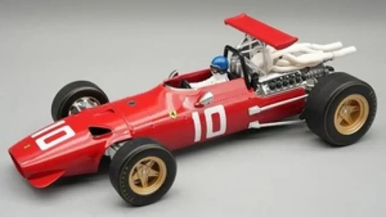 F1 Ferrari F312 F1/68 #10 GP Netherlands 1968 + Driver - 1:18 - Tecnomodel Mythos F1 Ferrari F312 F1/68 #10 GP Netherlands 1968 + Driver - 1:18 - Tecnomodel Mythos