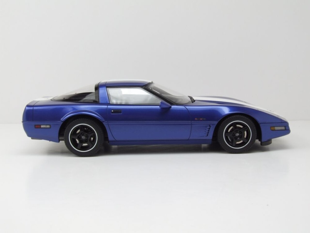 Chevrolet Chevrolet Corvette C4 Coupe 1996 - 1:18 - GT Spirit