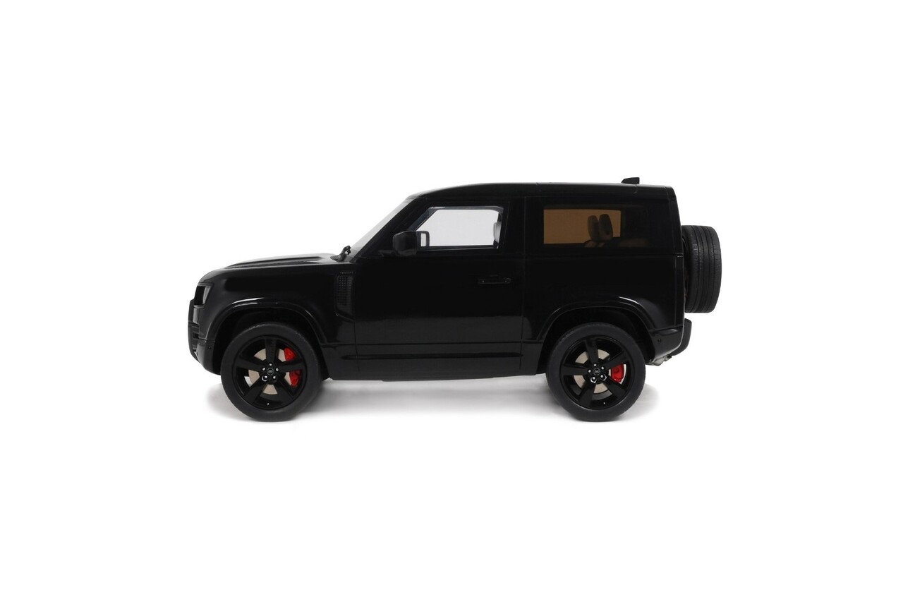 Land Rover Land Rover Defender 90 P400 X-Dynamic HSE 2021 - 1:18 - GT Spirit Land Rover Land Rover Defender 90 P400 X-Dynamic HSE 2021 - 1:18 - GT Spirit
